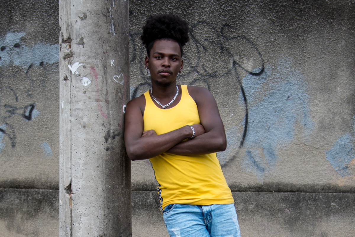 ENSAIO URBANO ARIANE SCHMITZ