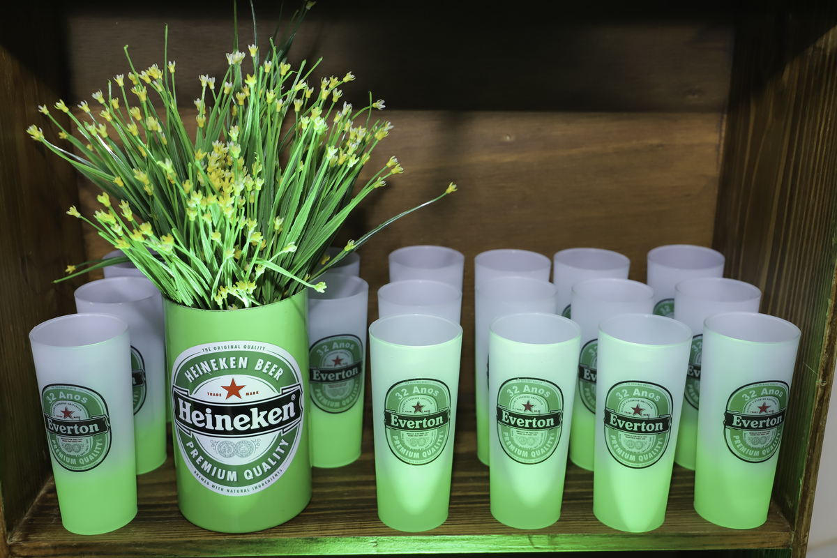 Copos heineken decorado