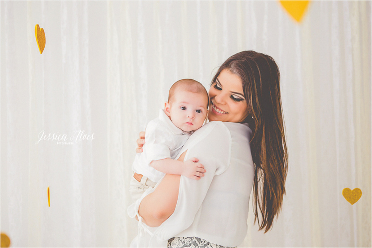 {Feliz Dia Das Mães}