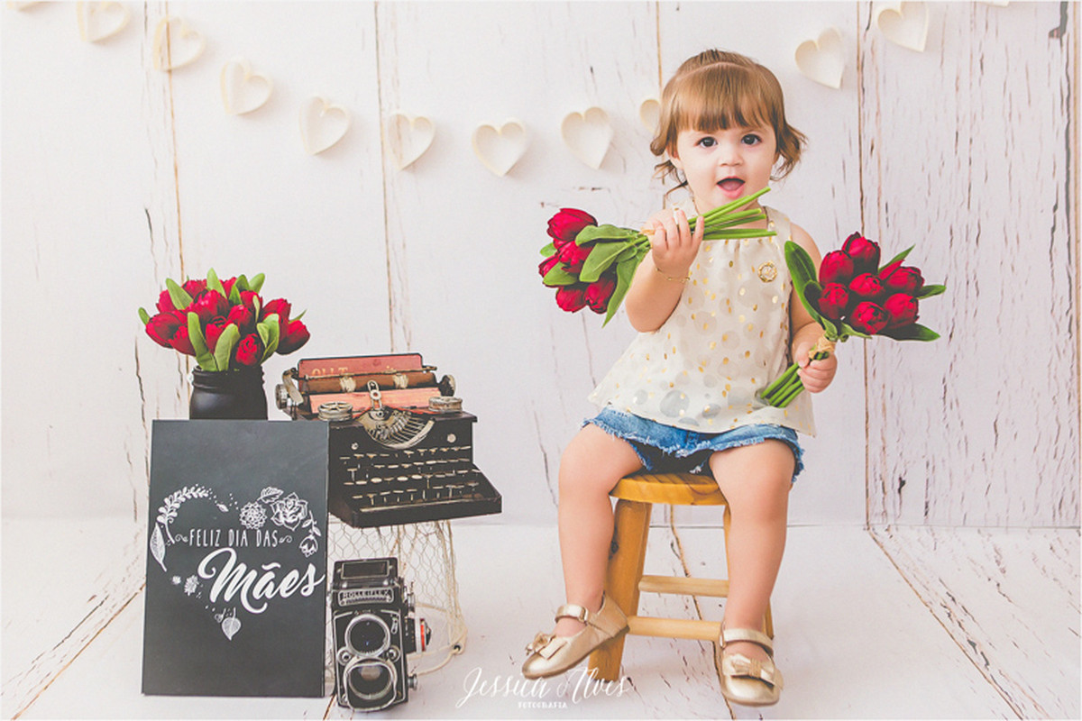 {Feliz Dia Das Mães}