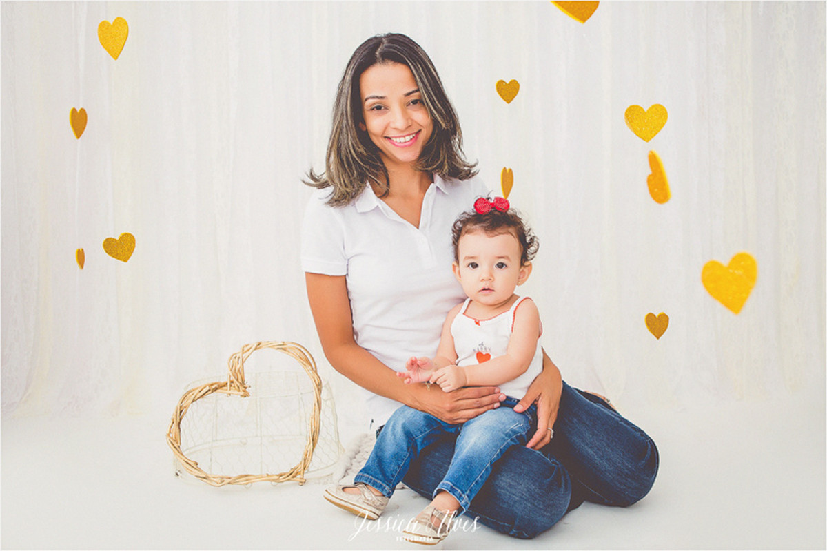 {Feliz Dia Das Mães}