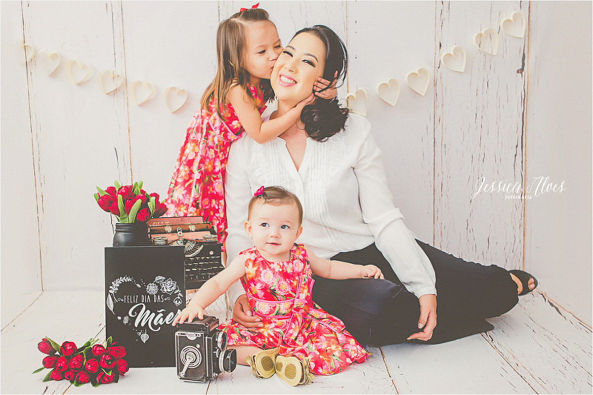 {Feliz Dia Das Mães}