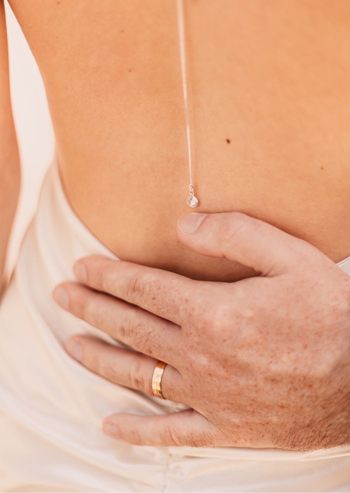 Casamento Mini Wedding na Capela Nossa Senhora da Salette no Jardim Social em Curitiba. Ensaio de Casal.