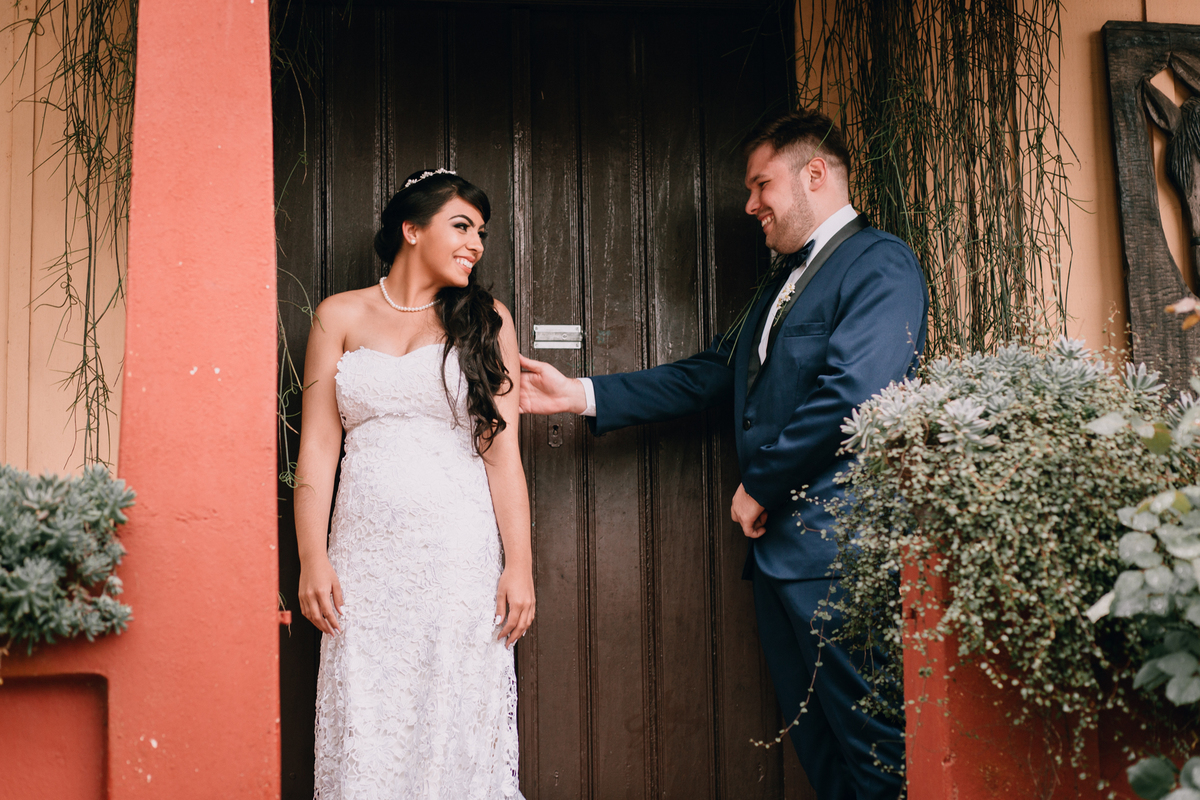 First Look dos noivos na chácara Evíssima