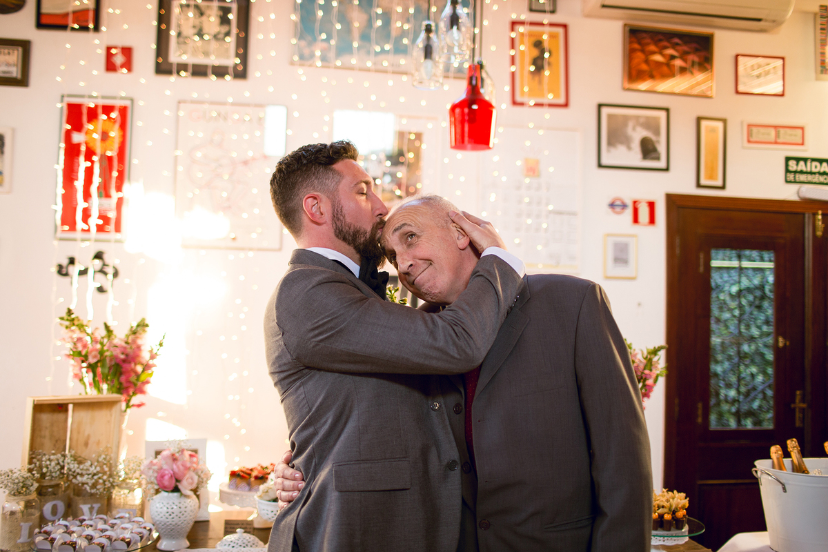 Mini Wedding em Curitiba. Casamento para 16 pessoas em bistrô de Curitiba. Cerimônia de Casamento.