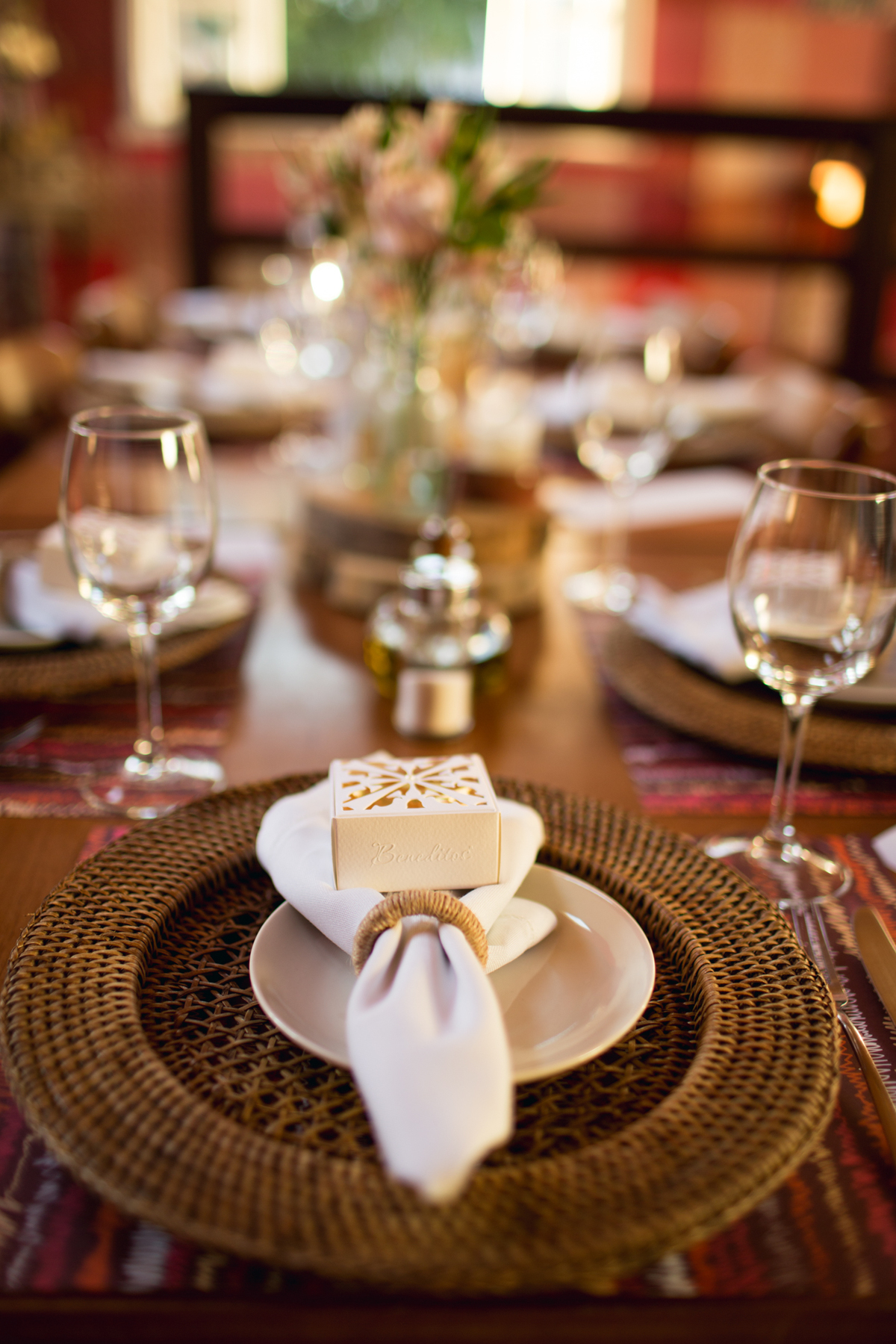 mini wedding em curitiba. Decoração minimalista. Casamento para 16 pessoas em bistrô de Curitiba. 