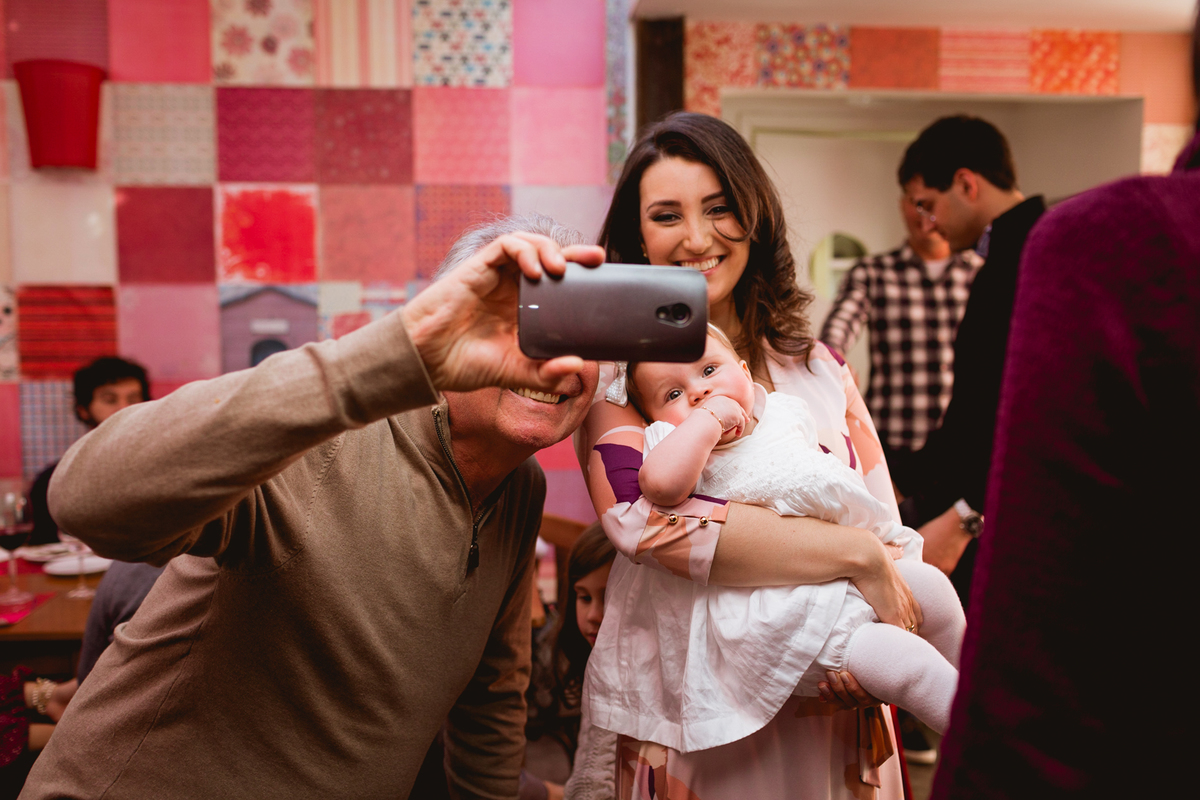 Almoço comemorativo ao batizado de uma criança no Carmina Bistrô. 