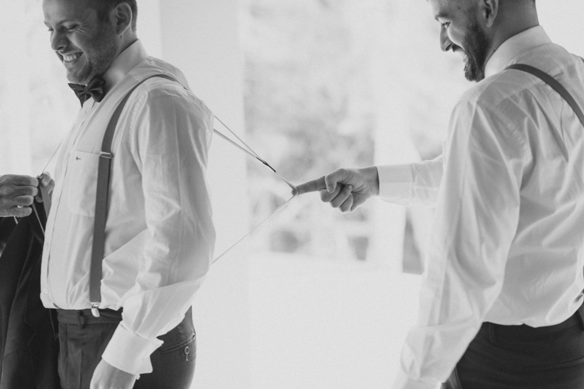 Casamento de dia realizado no Residencial Quatro Barras, região metropolitana de Curitiba. Making-of da noiva e do noivo.