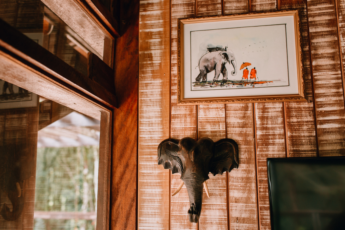 Casamento de dia realizado no Residencial Quatro Barras, região metropolitana de Curitiba. Making-of da noiva e do noivo.