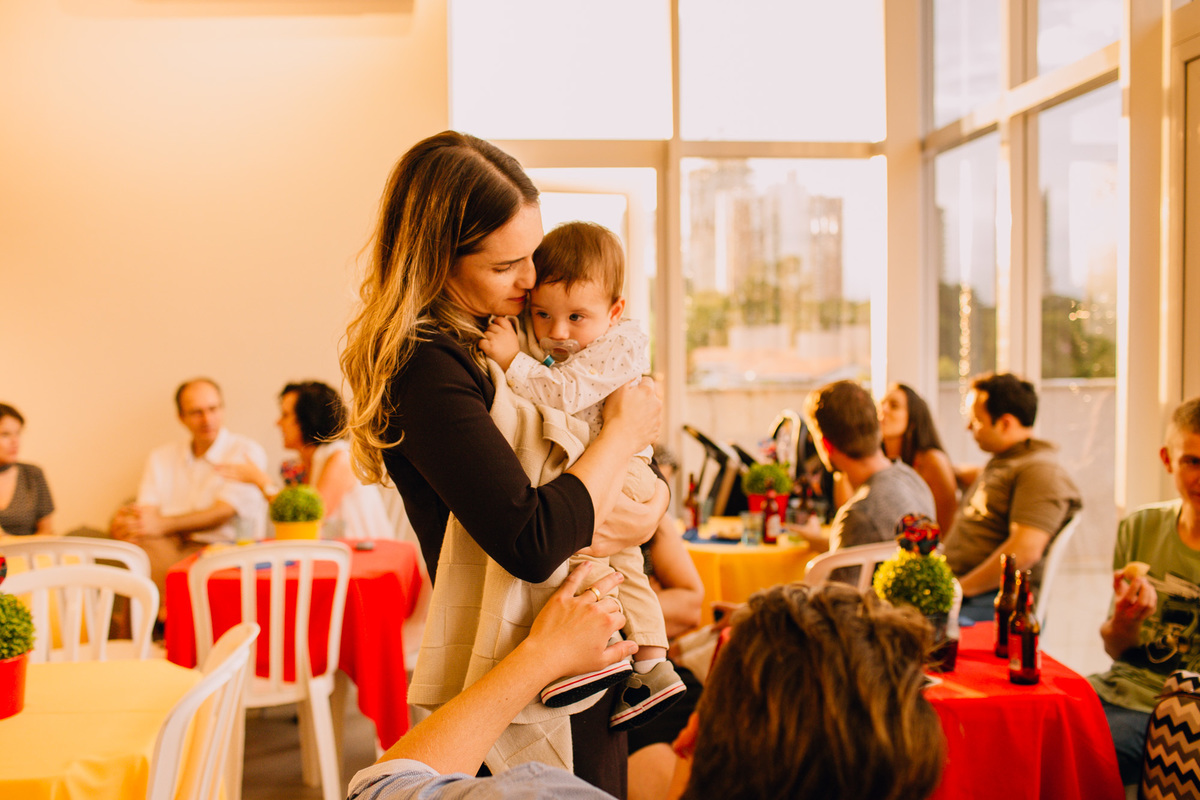 Festa de aniversário infantil em Curitiba, festa de 02 anos, fotografia de aniversário infantil, brincadeiras