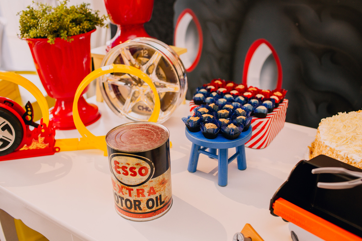 Festa de aniversário infantil em Curitiba, festa de 02 anos, fotografia de aniversário infantil, mesa de doces