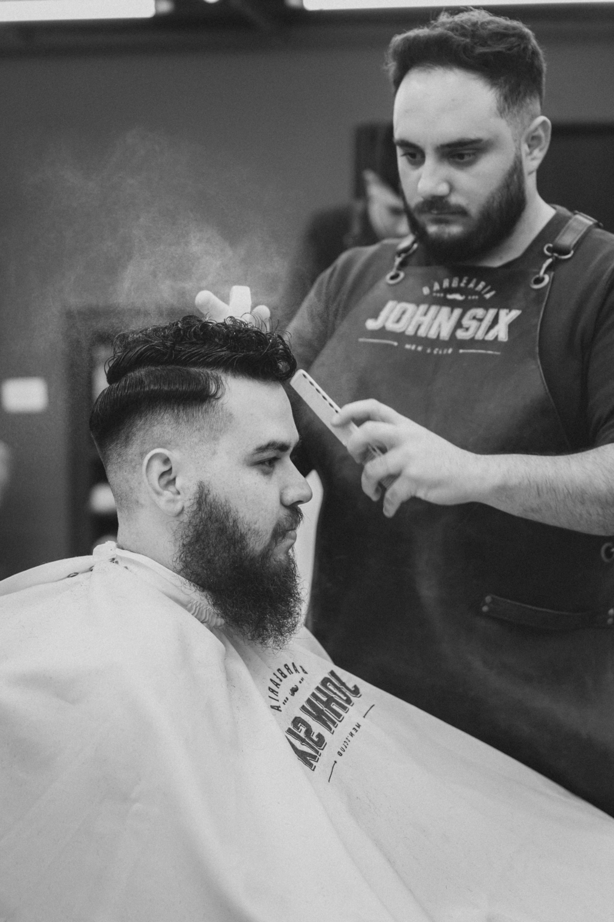 Making-of na barbearia do Gustavo e do pai John Six Barbearia