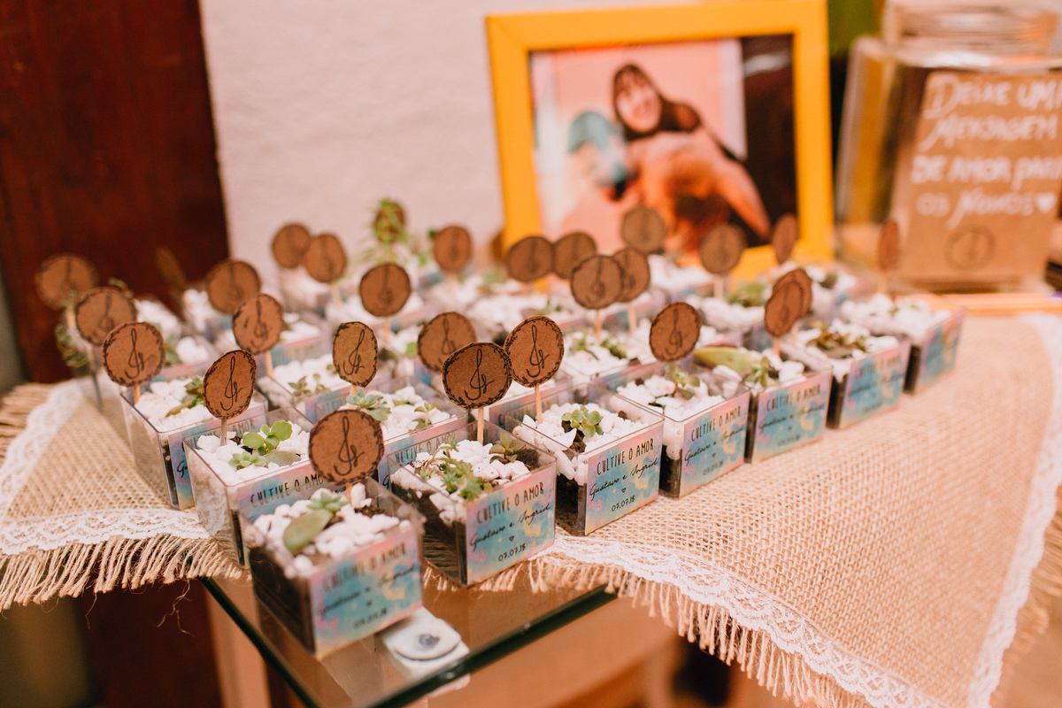 Cerimônia Ingrid e Gustavo em Teatro de Curitiba Espaço Fantástico das Artes, casamento de atores no teatro