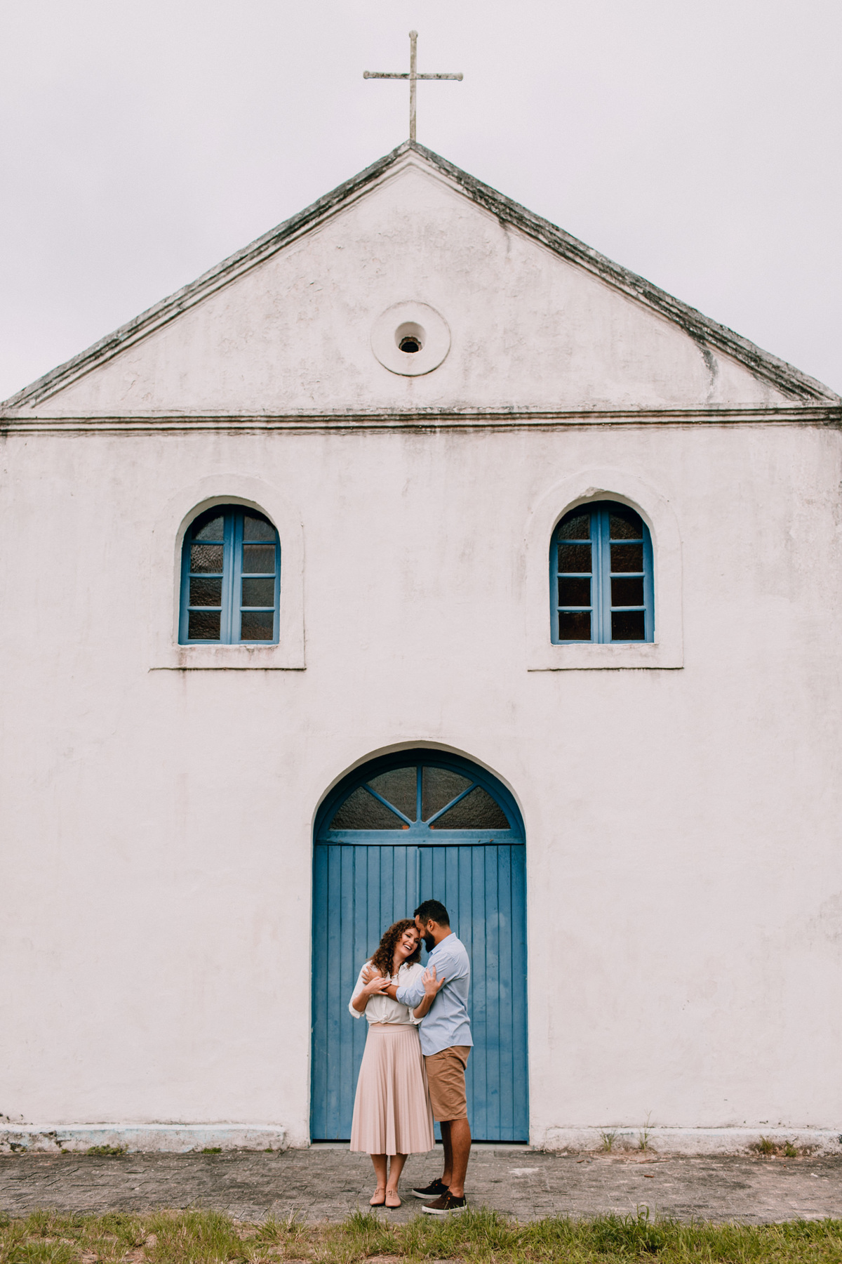 Ensaio de Casal pré wedding feito na estrada da graciosa e na igreja são sebastião em porto de cima morretes