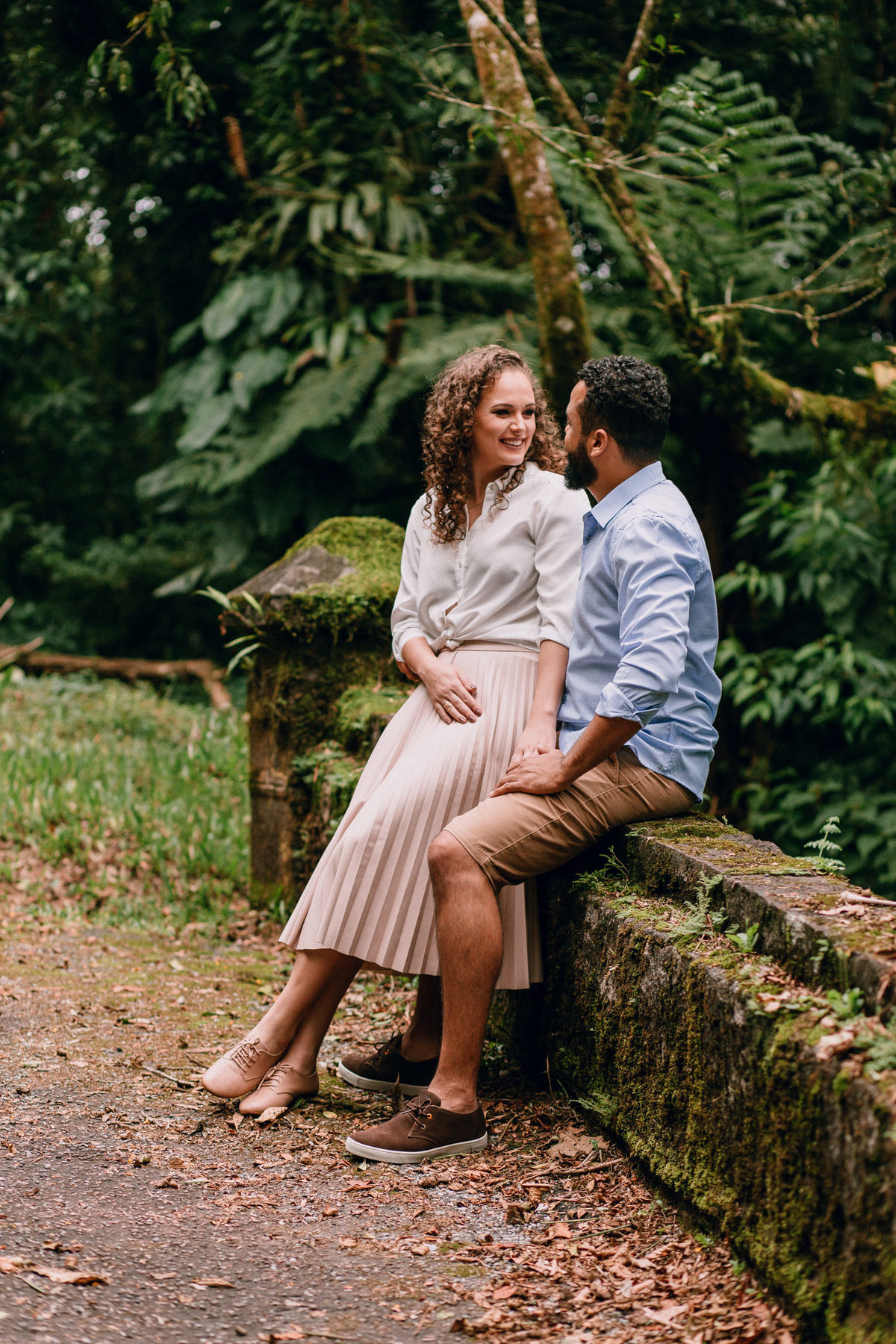 ensaio de casal fotografado na serra da graciosa perto de curitiba e do litoral do paraná. Pré Wedding, ensaio fotográfico externo