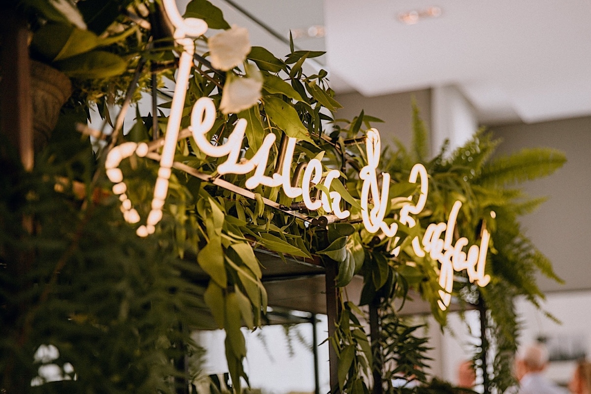 Decoração de festa de noivado nos mercês em Curitiba. Festa de noivado. Decoração temática de laranjas e limões para noivado