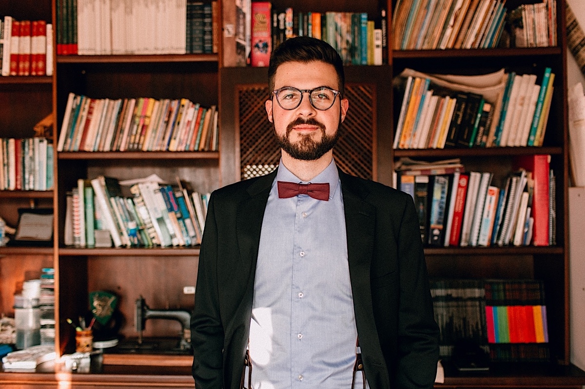 Casamento Mini Wedding na Chácara das Paineiras em Curitiba Casamento Mari e Lucas intimista, making of do noivo com padrinhos