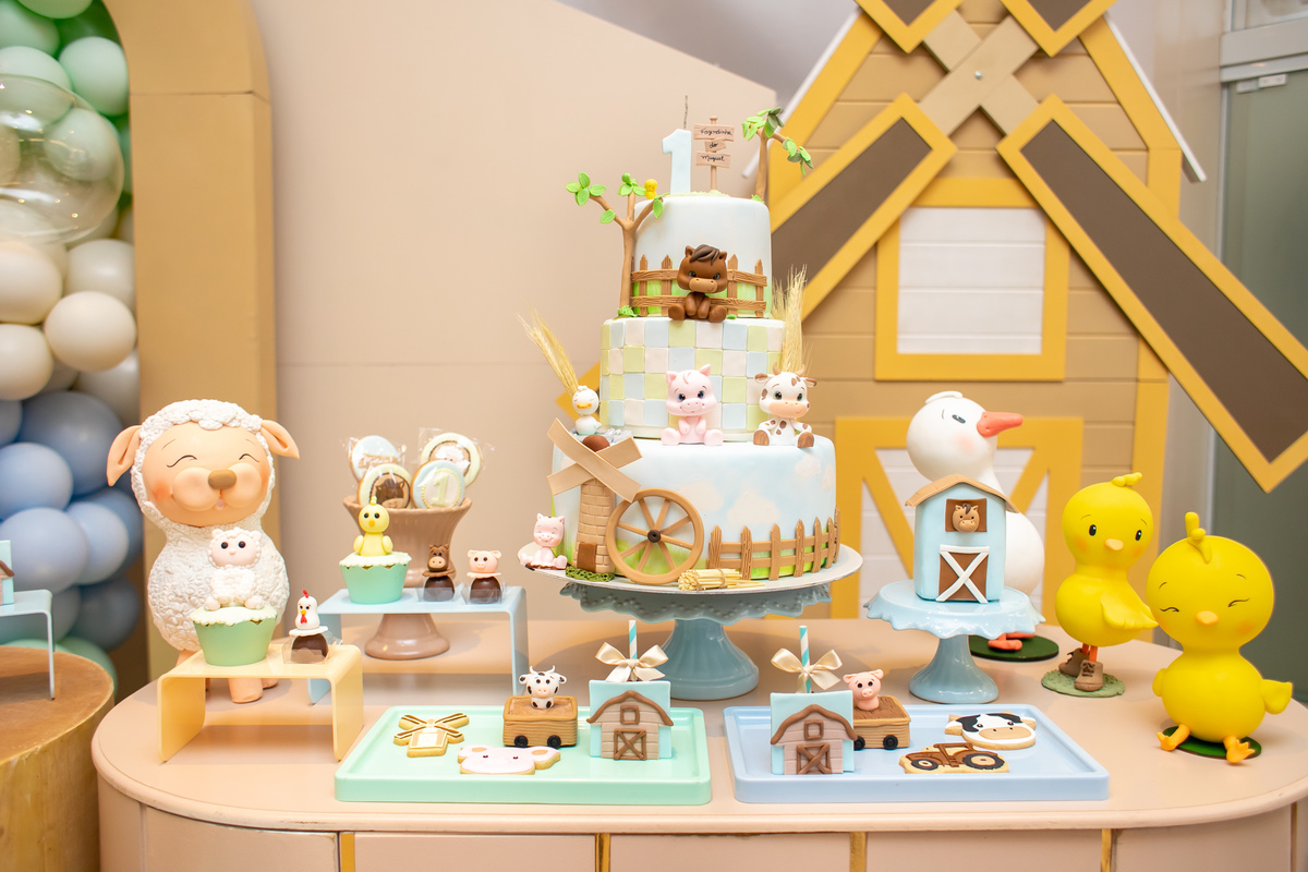 Decor duda ignacio, decoraçao fazendinha, festa na palhoça