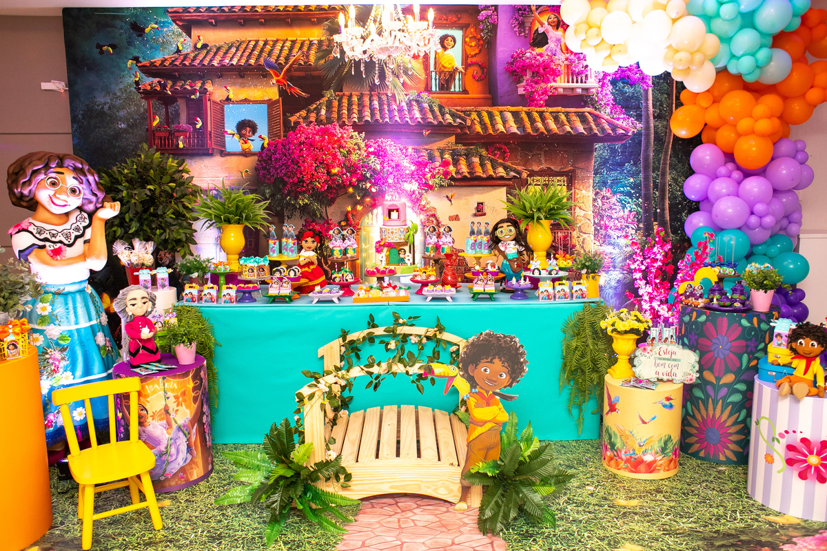 tema encanto disney, festa de irmãs, casa de festas floripa, fotografia infantil floripa, fotógrafa em florianópolis