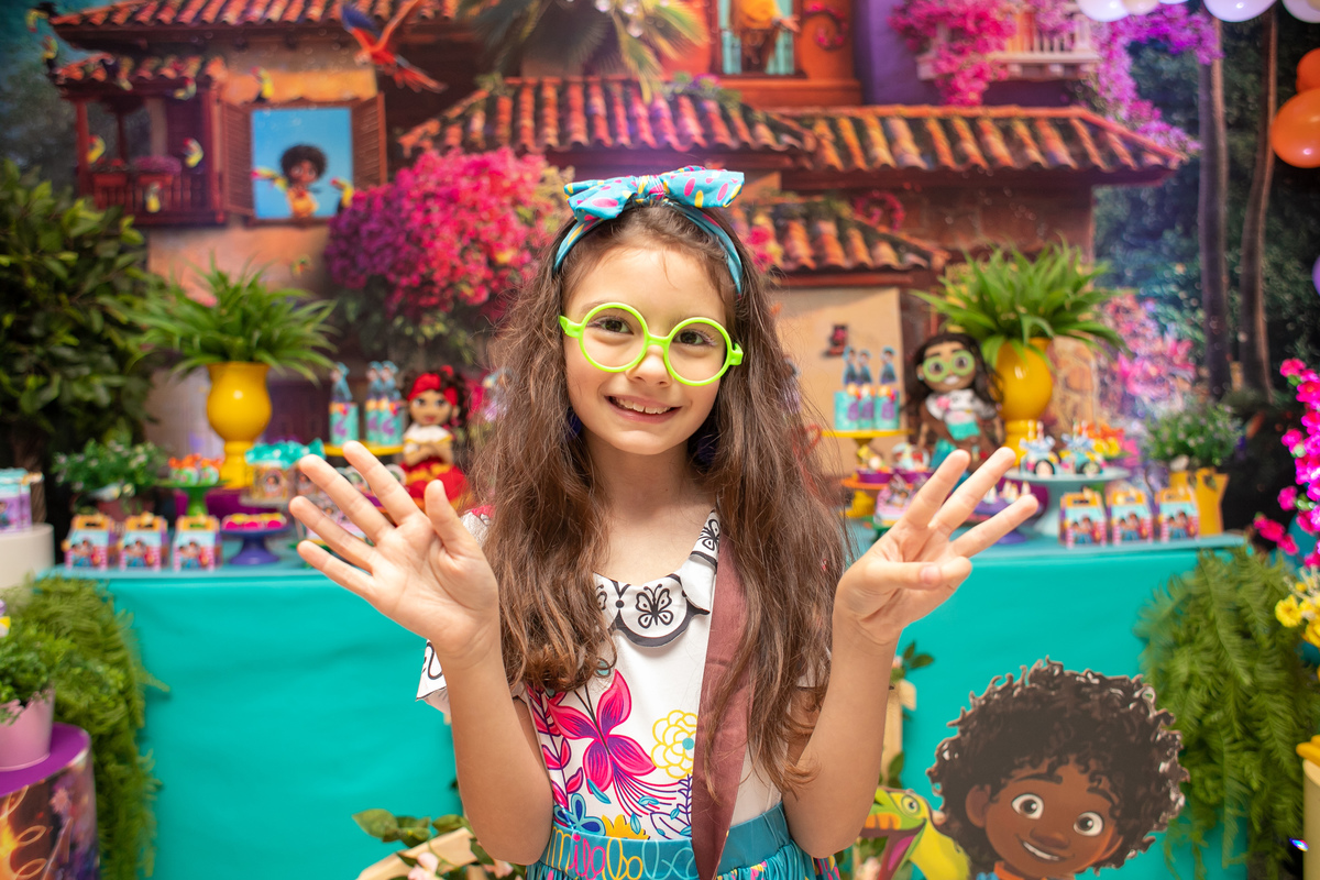 tema encanto disney, festa de irmãs, casa de festas floripa, fotografia infantil floripa, fotógrafa em florianópolis