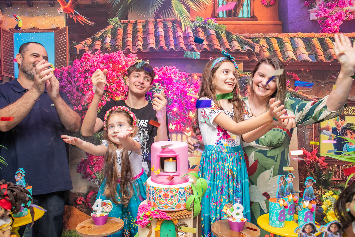 tema encanto disney, festa de irmãs, casa de festas floripa, fotografia infantil floripa, fotógrafa em florianópolis