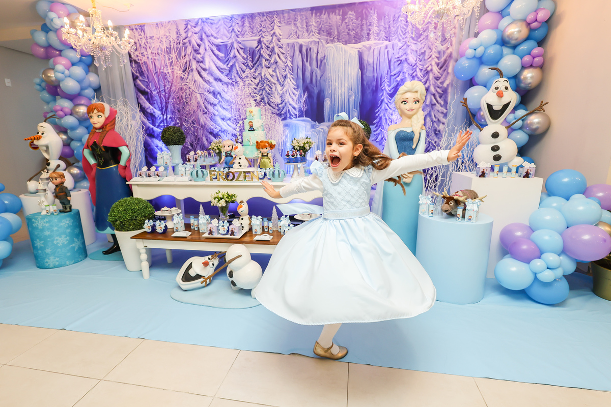 buffet classic, casa de festas em floripa, tema frozen floripa, fotografia infantil em florianopolis