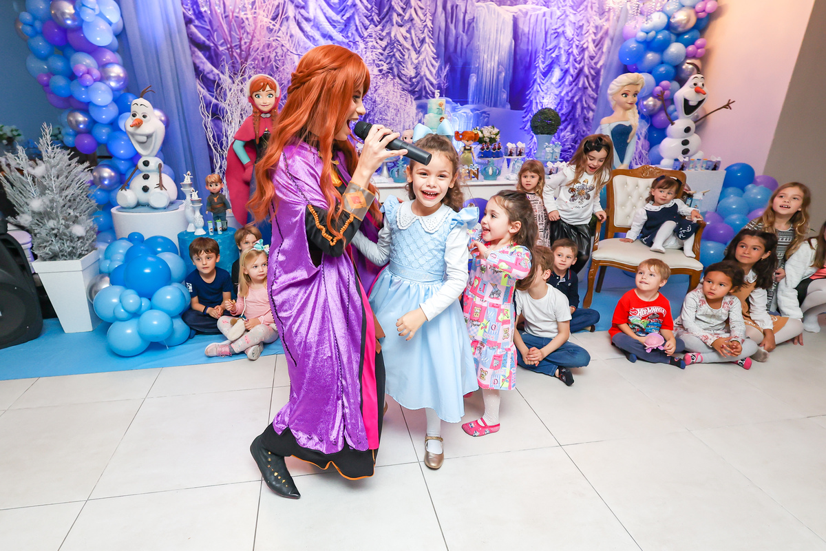 classic buffet e eventos, fotógrafa infantil floripa, fotografa em florianopolis, festa infantil em floripa, personagem Ana Floripa