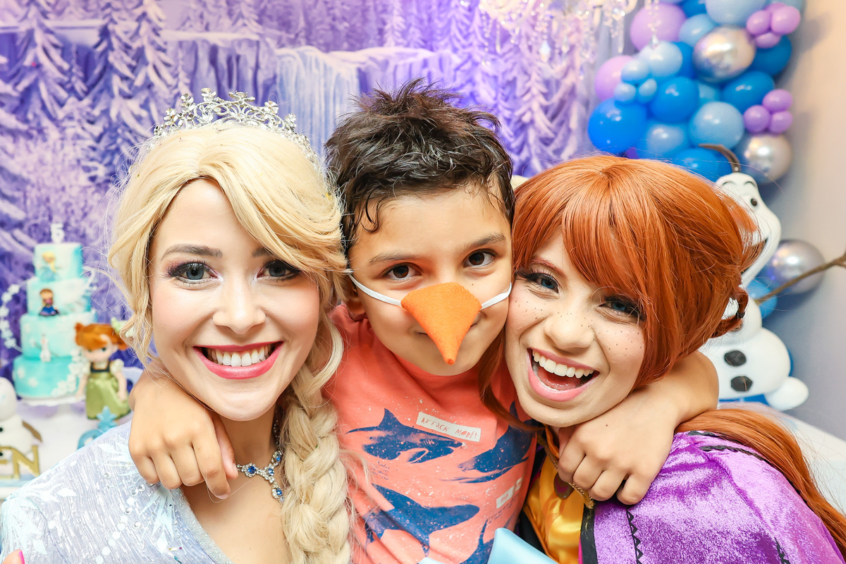 flavia abalem, personagem frozen floripa, classic buffet