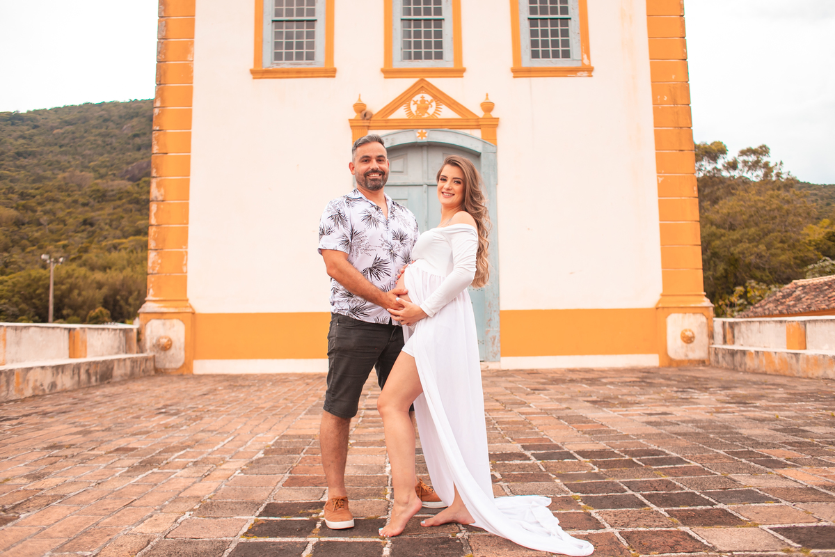 Ensaio de gestante no ribeirao da ilha, fotos no ribeirao da ilha, fotos na freguesia do ribeirao, gestante em florianopolis, igreja do ribeirao da ilha, fotografa em florianopolis, fotografa de gestante floripa