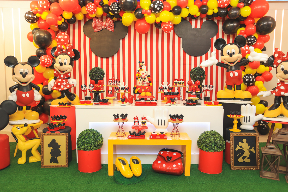 casa de festas duda willy, fotógrafa infantil floripa, fotografa em florianopolis, festa infantil em floripa, tema minie e mickey