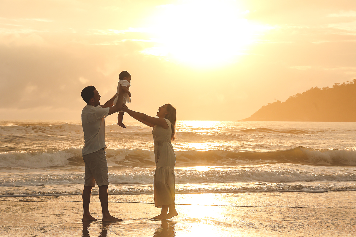 ensaio de familia no nascer do sol, fotografa floripa, 