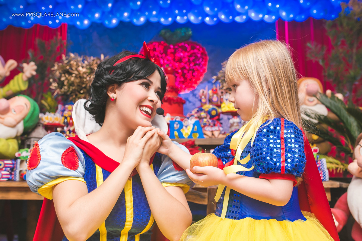 fotografa infantil em florianopolis, fotografa floripa, Flavia abalem, personagem Branca de neve floripa
