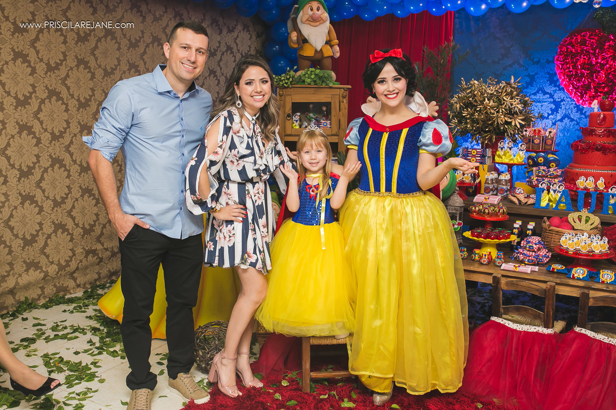 fotografa infantil em florianopolis, fotografa floripa, Flavia abalem, personagem Branca de neve floripa