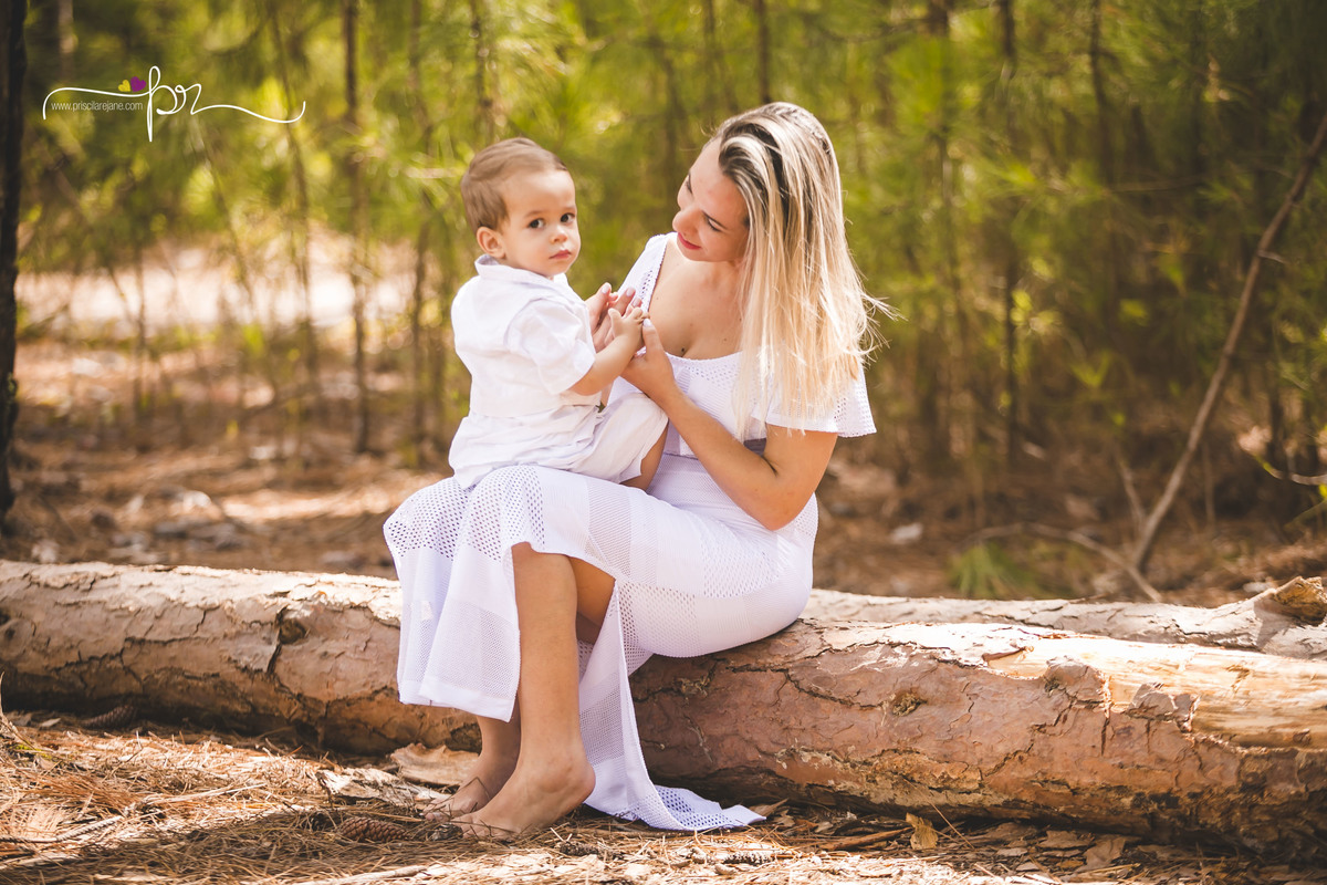 mae com filho moçambique