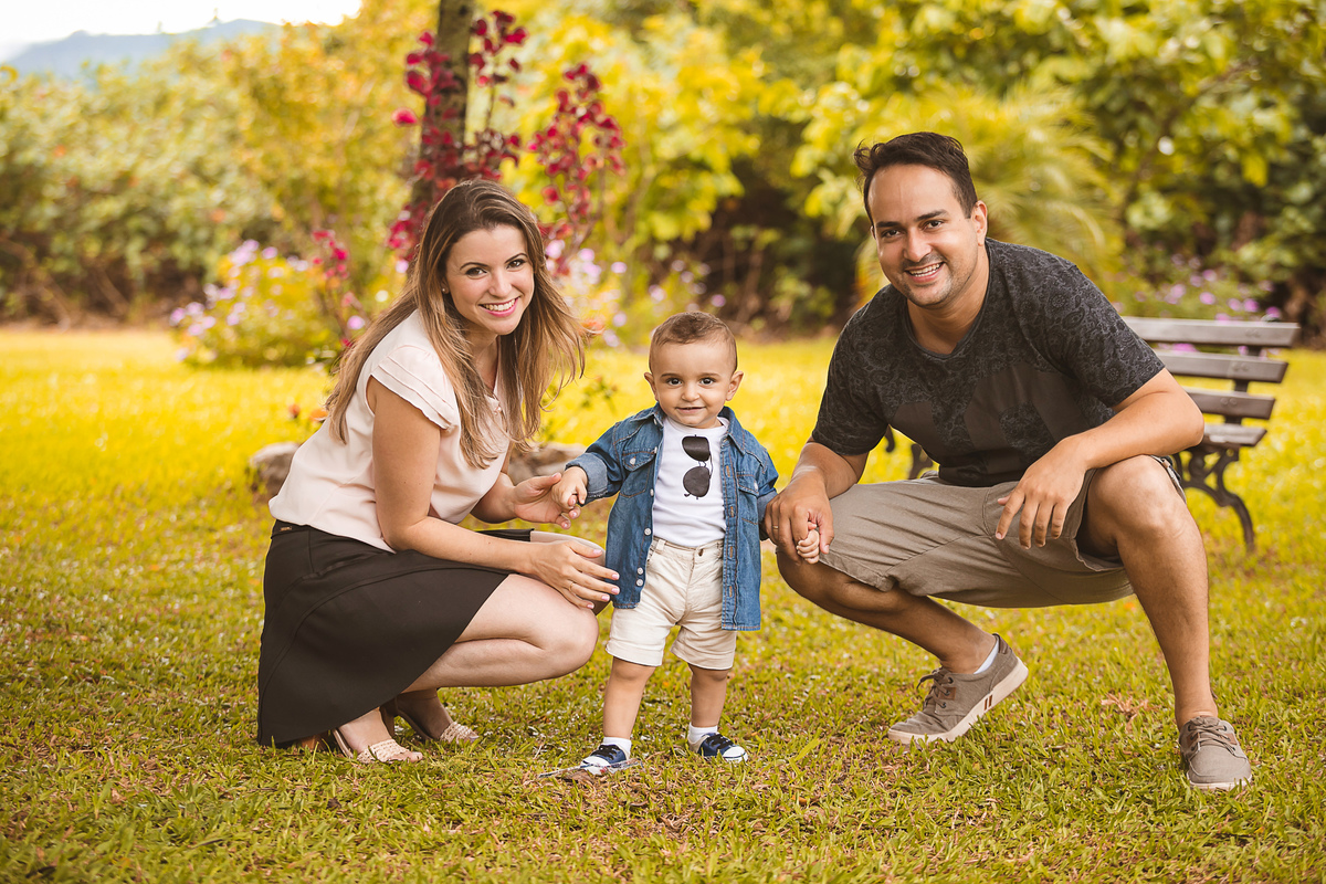 retrato de familia, fotos no parque de coqueiros, fotografa em florianopolis, fotografa no sul da ilha, sessão de fotos no parque de coqueiros