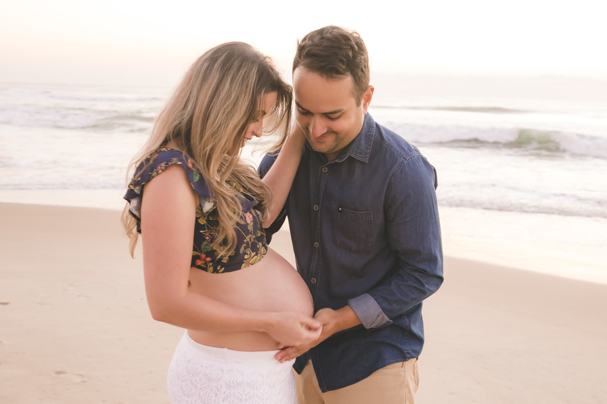 nascer do sol no campeche, fotografa sul da ilha, fotos de gestante na praia, priscila rejane, fotografa em floripa, fotos de gravida na praia do campeche, 