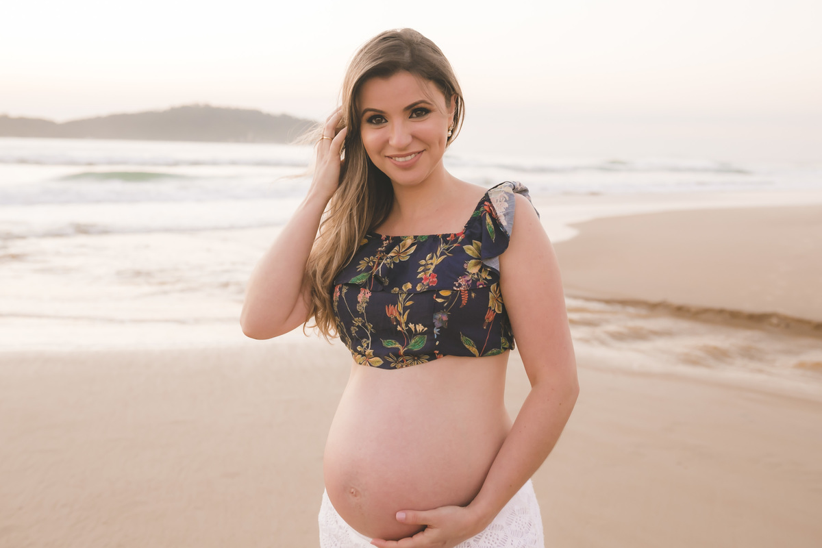 nascer do sol no campeche, fotografa sul da ilha, fotos de gestante na praia, priscila rejane, fotografa em floripa, fotos de gravida na praia do campeche, gravidiva, gravida linda