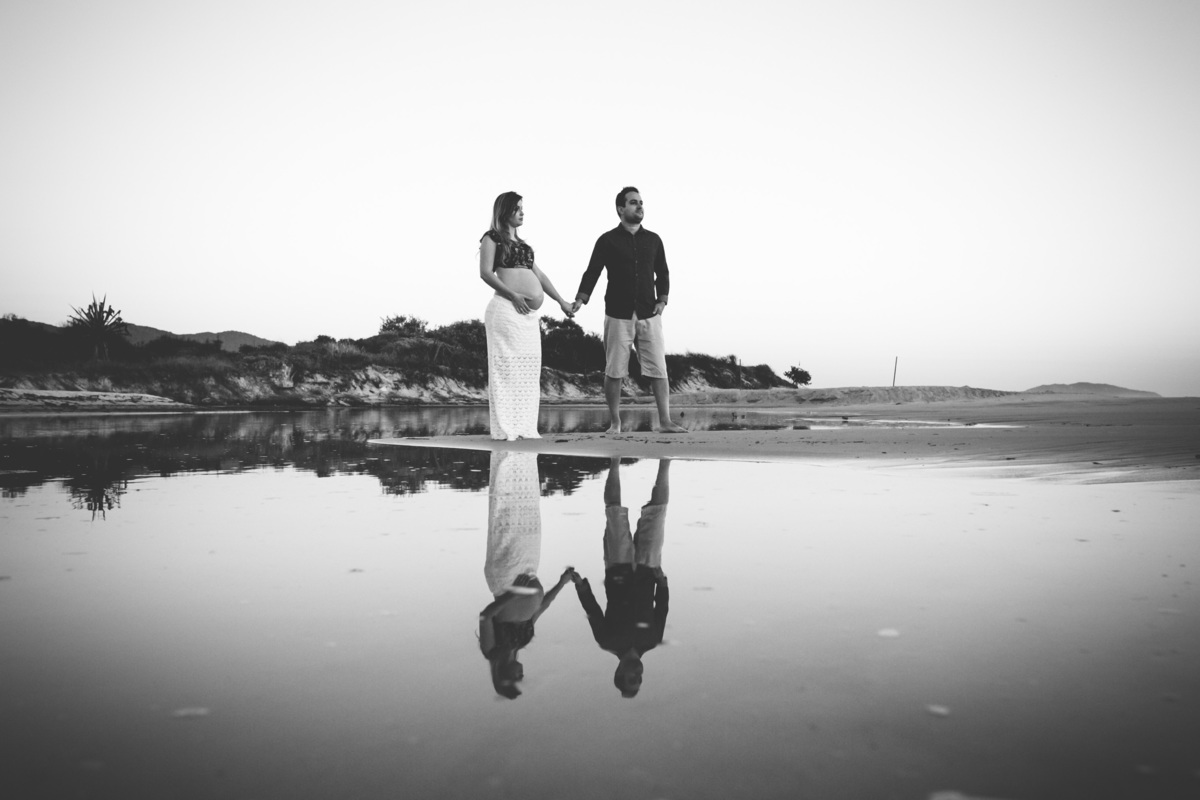 nascer do sol no campeche, fotografa sul da ilha, fotos de gestante na praia, priscila rejane, fotografa em floripa, fotos de gravida na praia do campeche, 