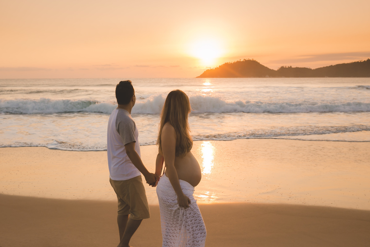 nascer do sol no campeche, fotografa sul da ilha, fotos de gestante na praia, priscila rejane, fotografa em floripa, fotos de gravida na praia do campeche, 