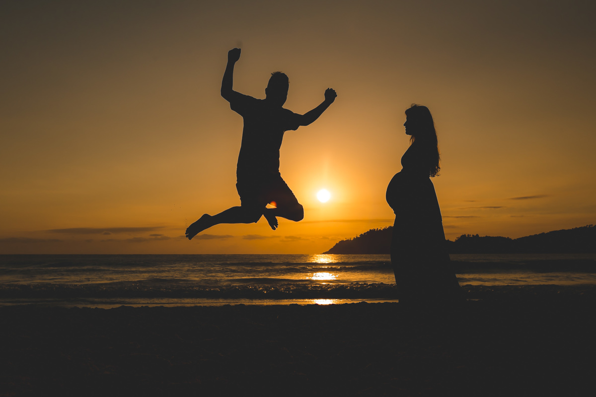 nascer do sol no campeche, fotografa sul da ilha, fotos de gestante na praia, priscila rejane, fotografa em floripa, fotos de gravida na praia do campeche, 