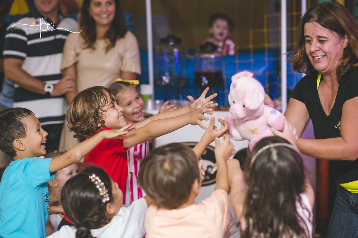personalizado tema carros, festa infantil floripa, priscila rejane , fotografia infantil, duda Willy, turma da salsicha