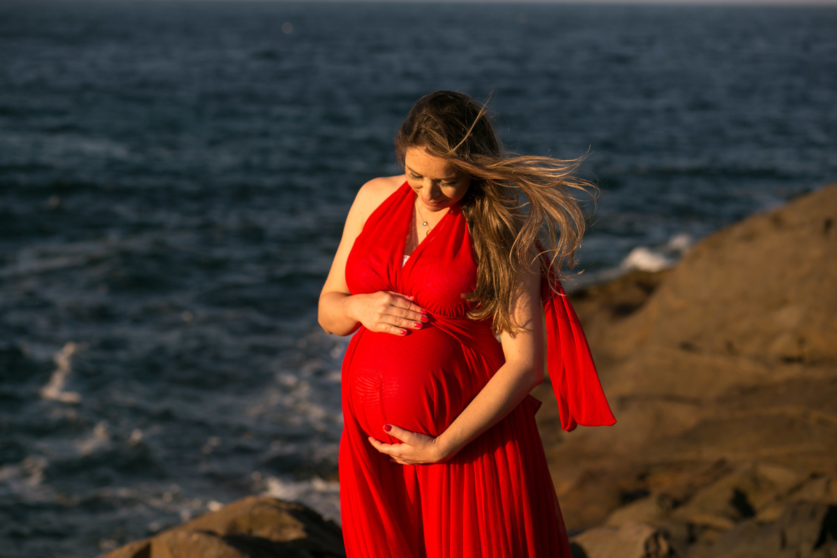 gravida na praia da armação