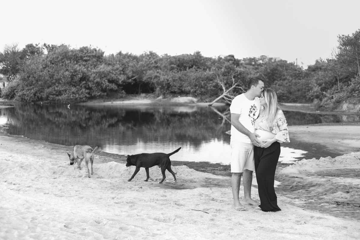 Gestante na praia do campeche, floripa