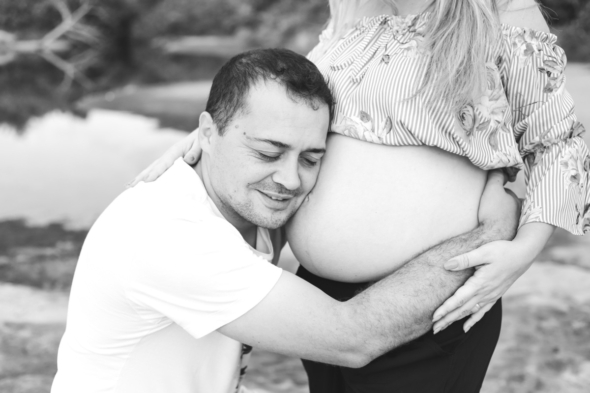 Gestante na praia do campeche, floripa