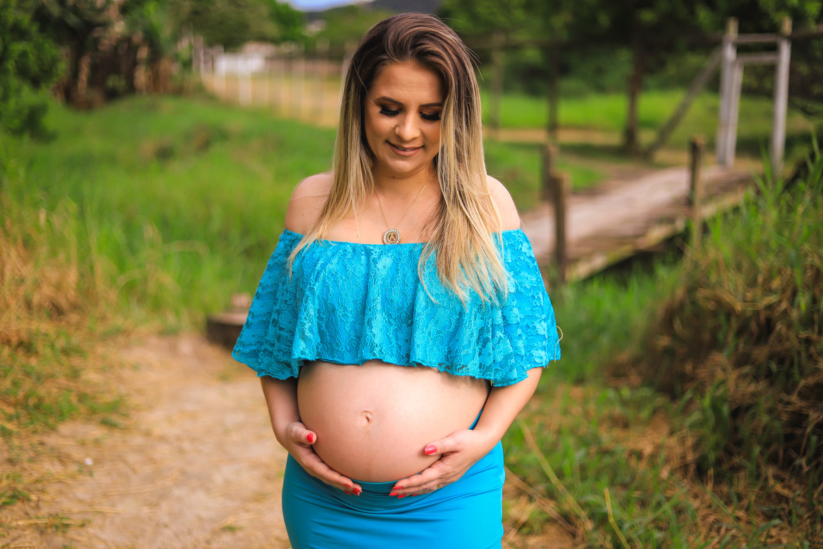 Gestante na praia do campeche, floripa