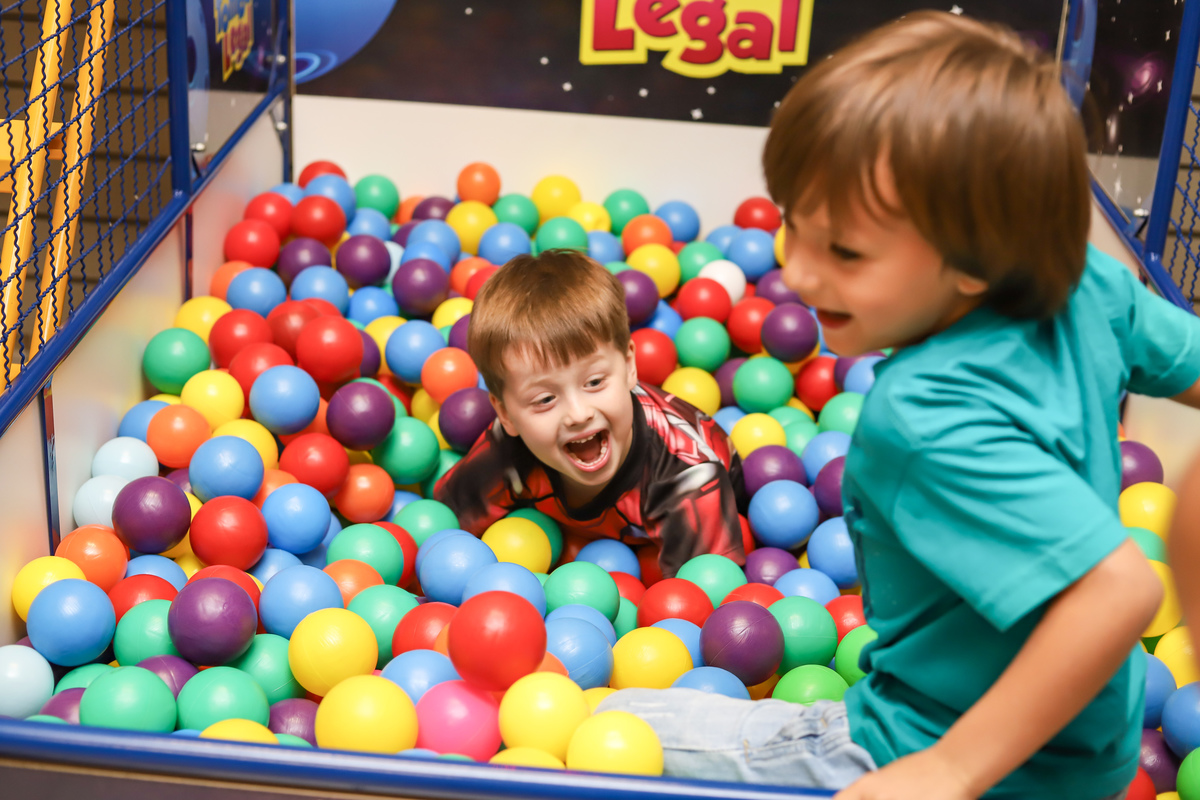 personalizado homem de ferro, festa infantil floripa, priscila rejane fotografa, atelie da festa, carlos lima personalizados, piscina de bolinhas floripa, fotografa floripa