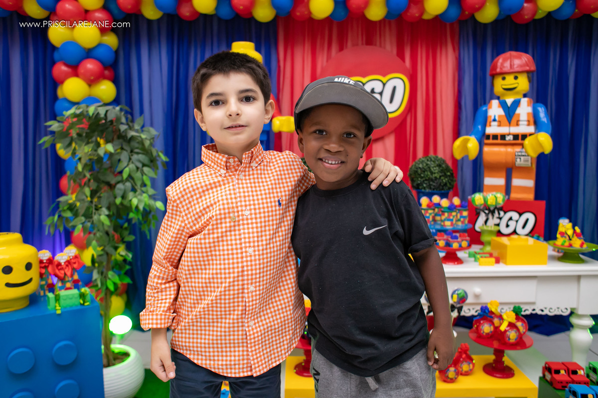 festa infantil, tema lego, buffet super star, pontual festas, fotografa em floripa, fotografia de festa infantil, personalizados, festa criativa