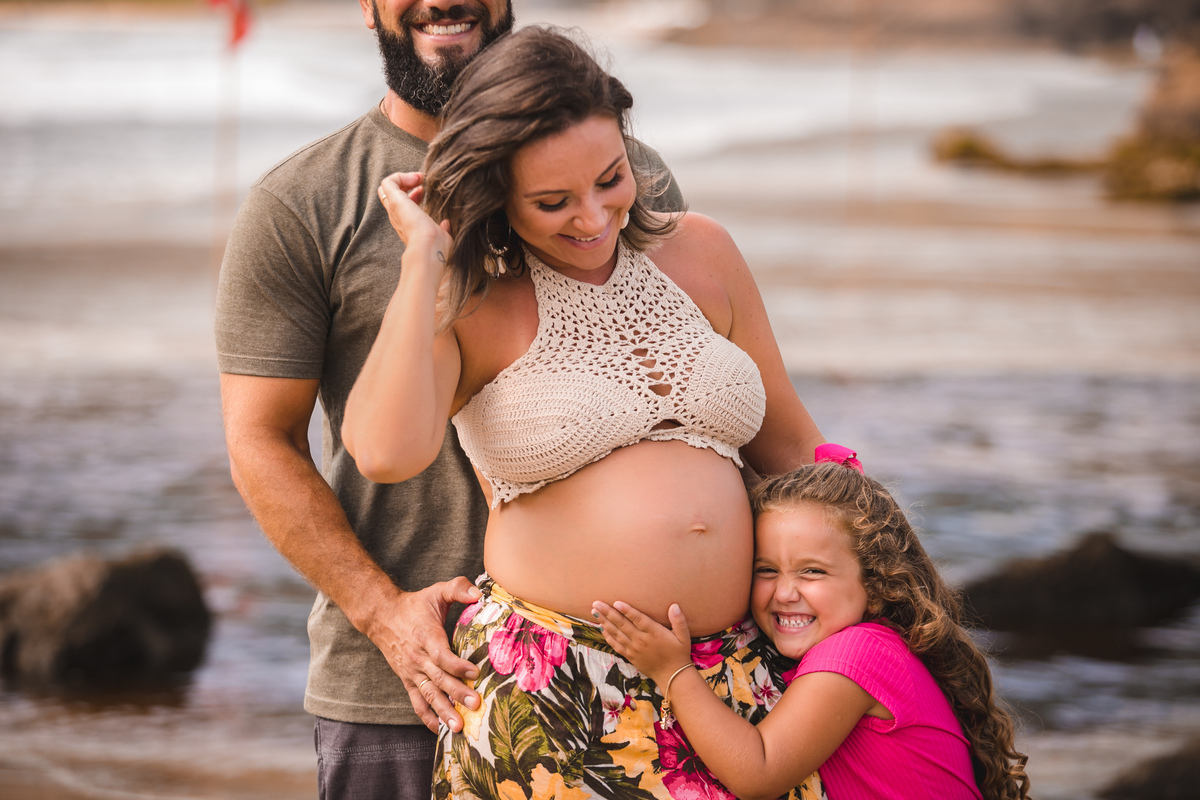 ensaio de gestante, fotos de gestante na praia da armação, fotografa floripa, fotografa sul da ilha, fotos de gravida, ensaio de familia, 