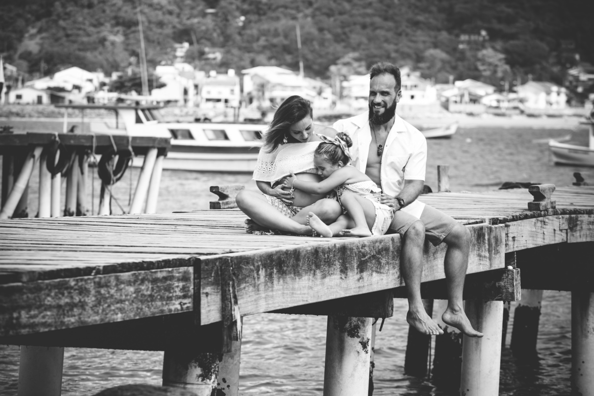 ensaio de gestante, fotos de gestante na praia da armação, fotografa floripa, fotografa sul da ilha, fotos de gravida, ensaio de familia, 