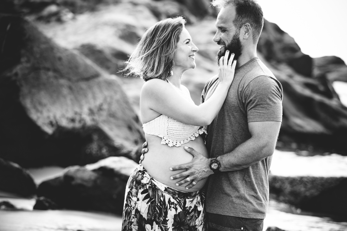 ensaio de gestante, fotos de gestante na praia da armação, fotografa floripa, fotografa sul da ilha, fotos de gravida, ensaio de familia, 